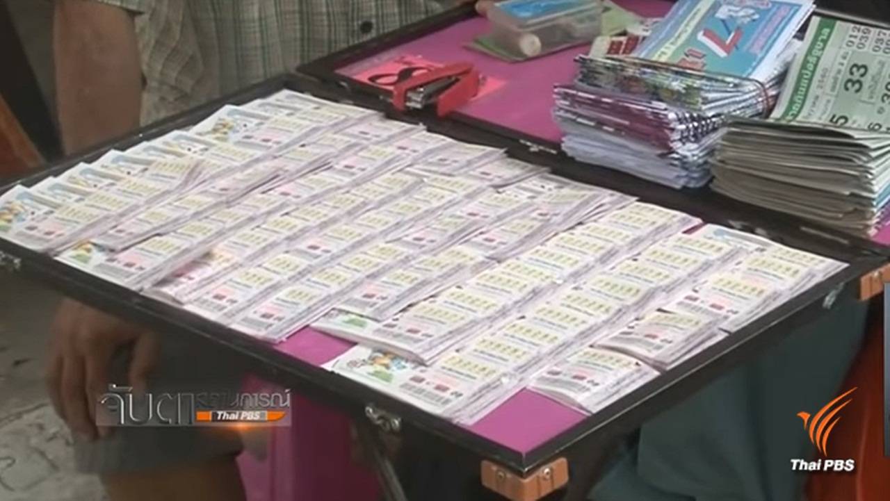 กองสลากเตรียมทำหวยชุดขายเอง 5 ใบ