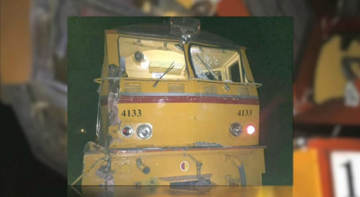 ร.ฟ.ท.เปิดให้บริการรถไฟสายเหนือได้ตามปกติ หลังรถบรรทุก 6 ล้อชนขบวนรถบรรทุกน้ำมันดิบ