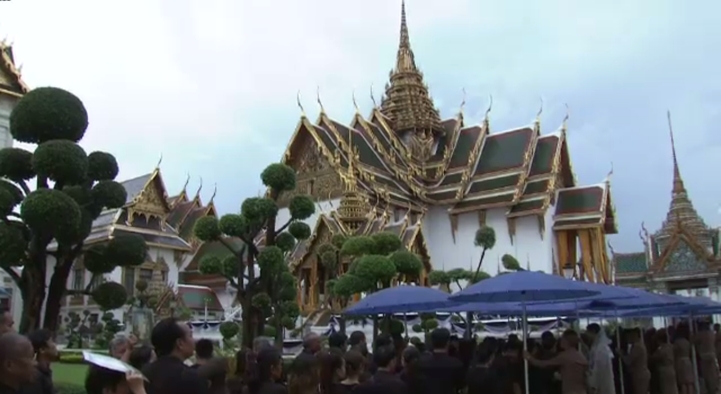 กอร.รส.ชี้แจงการแต่งกายเข้ากราบถวายสักการะ หลังประชาชนบางส่วนกังวลใจ