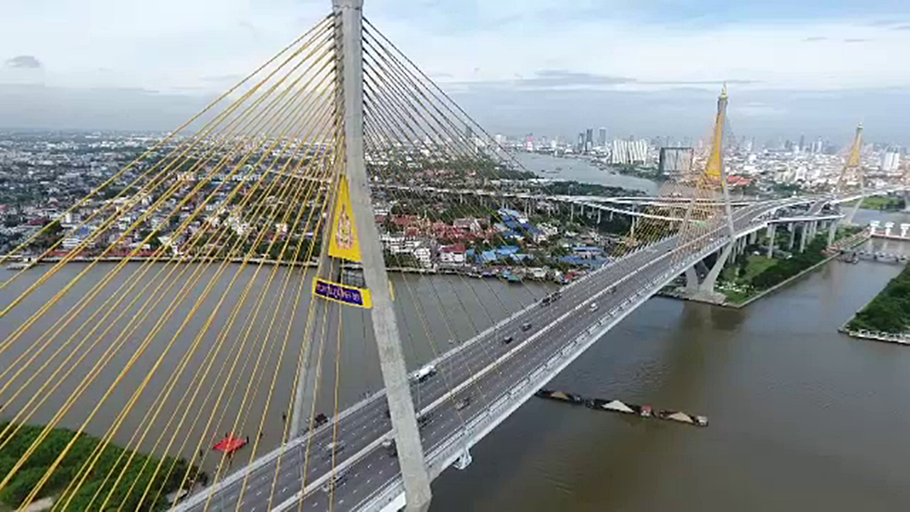  ปิดการจราจรสะพานภูมิพล เตรียมงาน "ร่วมสำนึกในพระมหากรุณาธิคุณ 5 ธันวาคม 2559" 