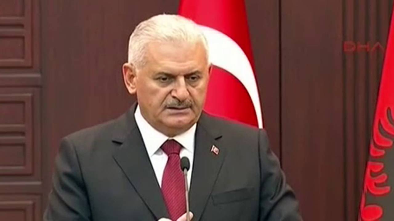 นายกฯ ตุรกี ชี้กลุ่มไอเอสอยู่เบื้องหลังการโจมตีสนามบินอะตาตูร์ก-เสียชีวิตเพิ่มเป็น 42 คน