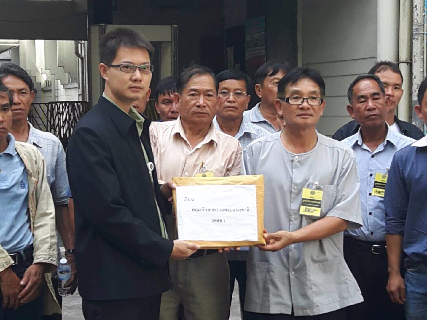 ชาวบ้าน อ.พาน จ.เชียงราย เรียกร้อง คสช.ระงับเอกชนสร้างฟาร์มหมูใกล้แหล่งน้ำ