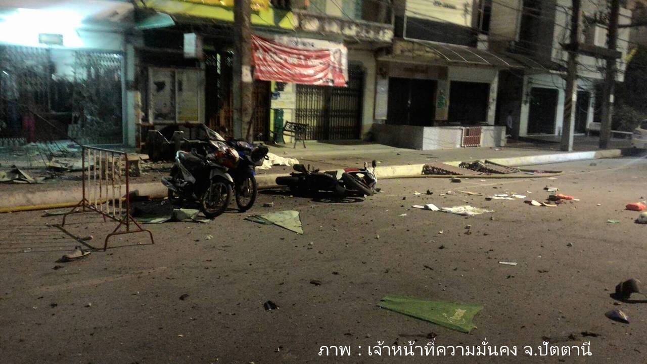 เกิดเหตุระเบิดใกล้มัสยิดกลางปัตตานี เจ็บ 3 จนท.จราจรเสียชีวิต 1 คน