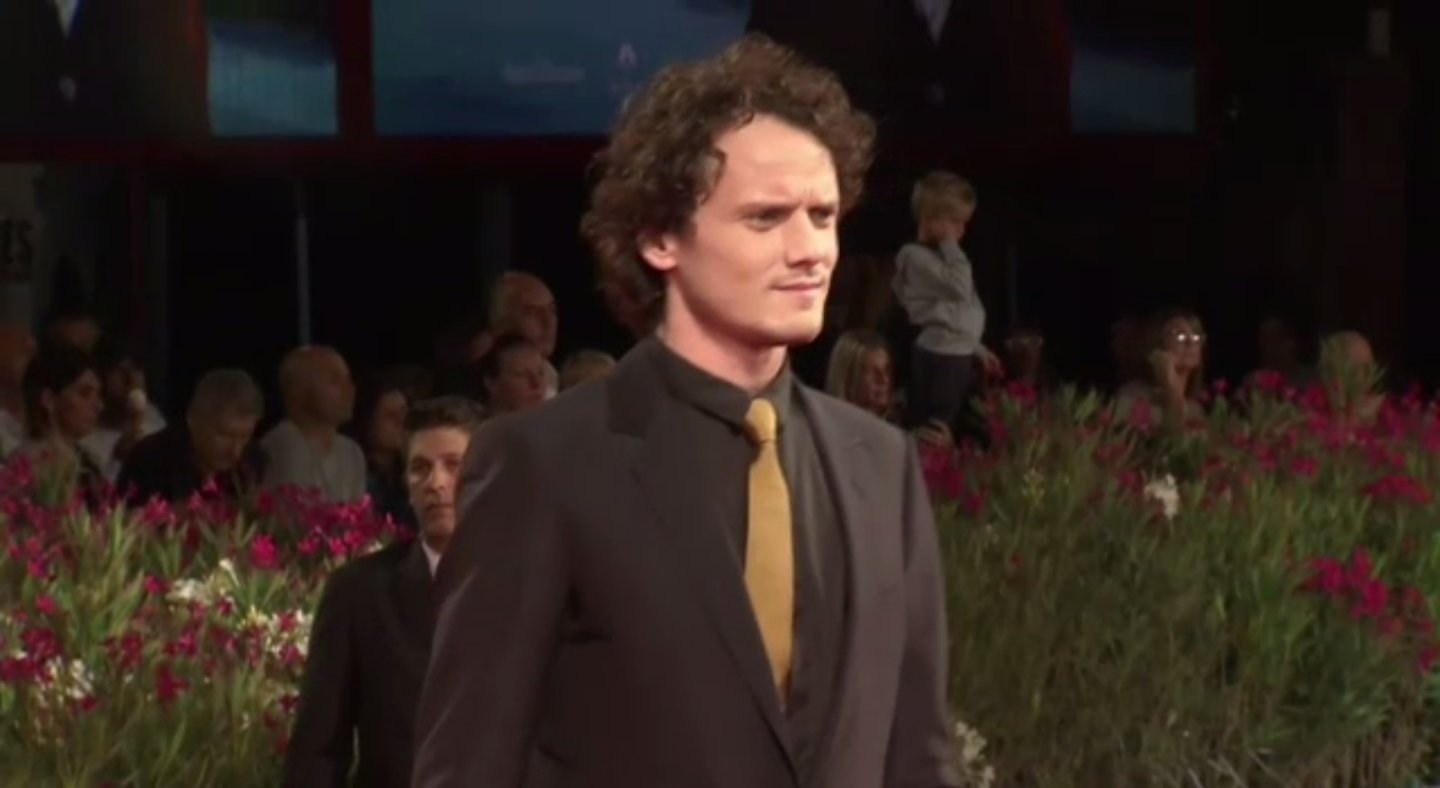 นักแสดง Star Trek เสียชีวิต หลังถูกรถถอยมาทับที่หน้าบ้าน