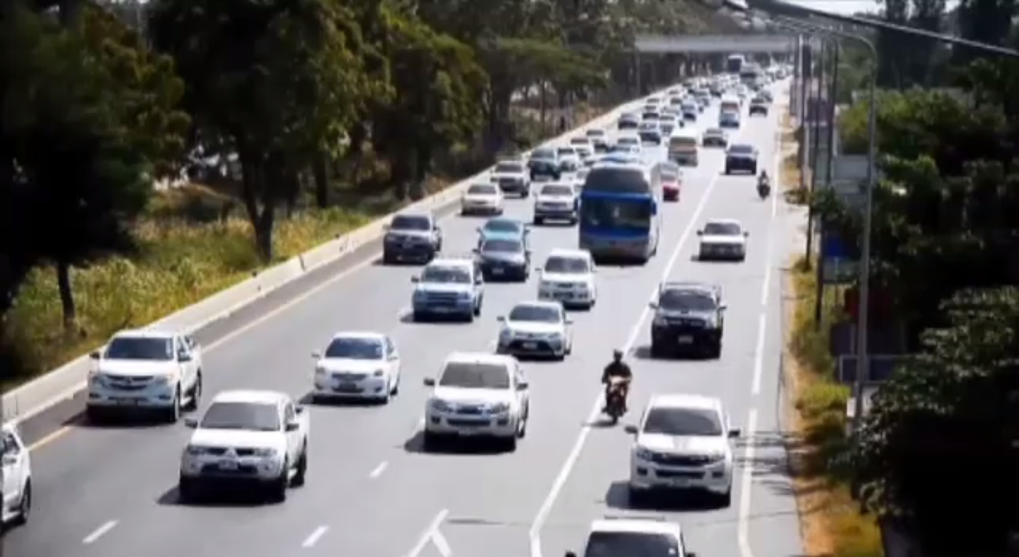 หลายพื้นที่เตรียมมาตรการรองรับการเดินทางช่วงสงกรานต์-ปริมาณรถหนาแน่น