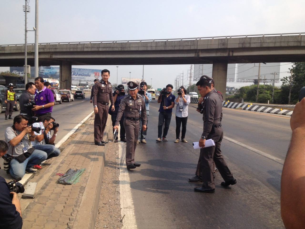 ตร.ยืนยันดำเนินคดีคนขับรถเบนซ์ชนนิสิต ป.โท เสียชีวิต หลังปฏิเสธตรวจวัดแอลกอฮอล์