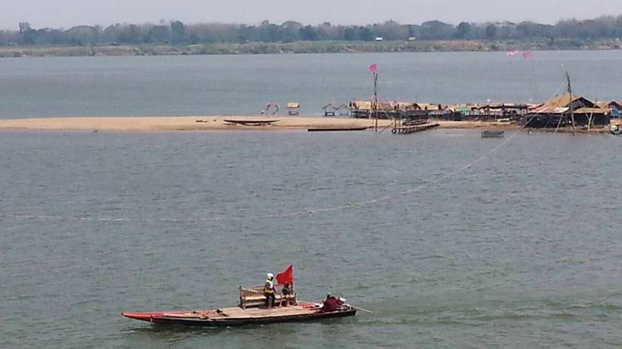 เขื่อนจีนปล่อยน้ำกระทบประมง-ร้านค้าริมโขง ระดับน้ำขึ้นลงผิดธรรมชาติ