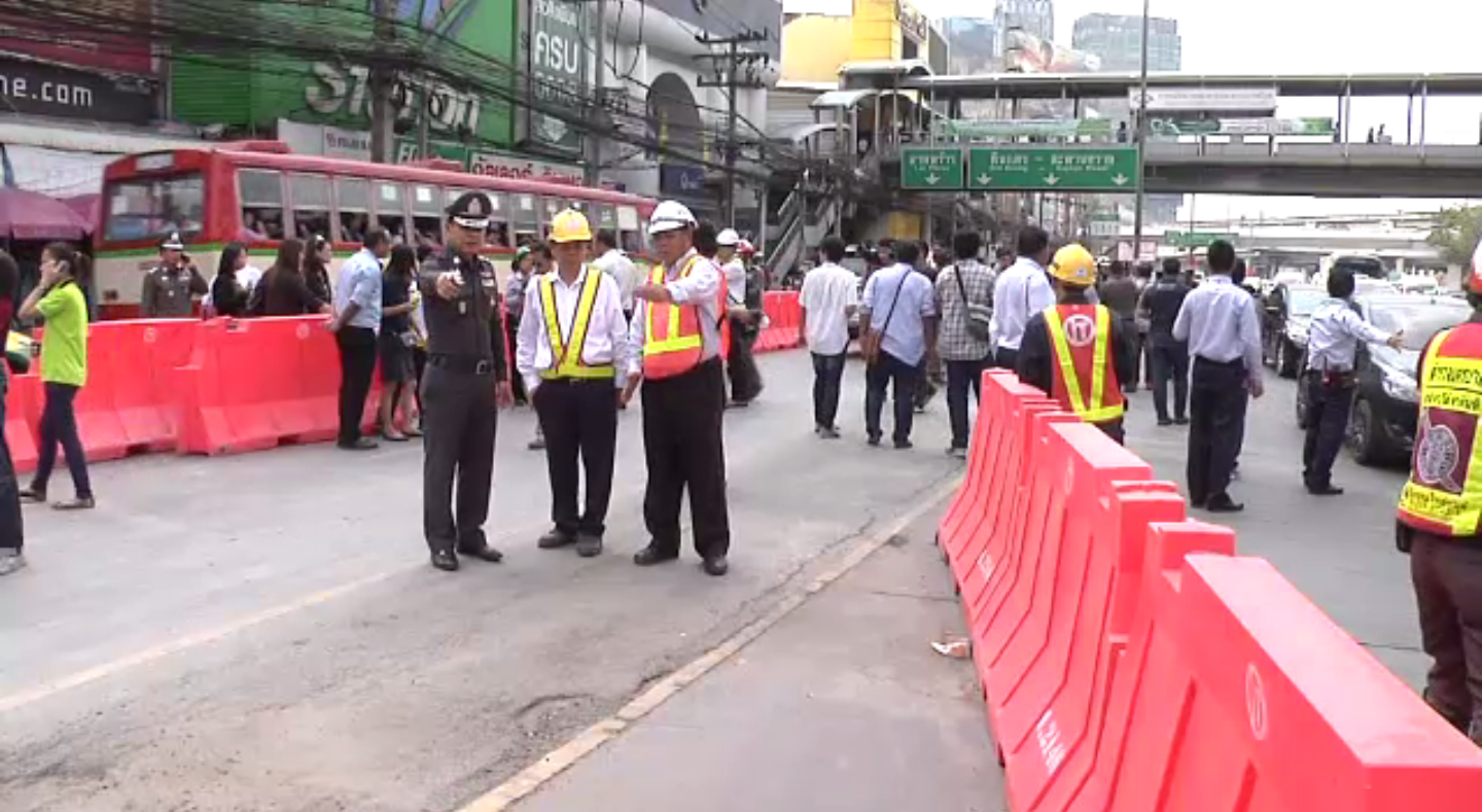 ตำรวจขอรฟม.ย้ายแนวแบริเออร์รถไฟฟ้าสายสีเขียว มั่นใจช่วยลดรถติดช่วงเร่งด่วน