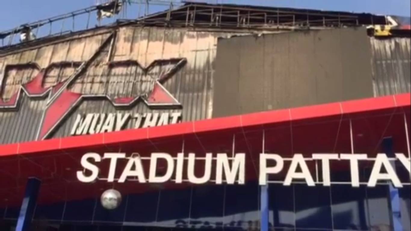 ตร.ยังไม่สรุป"คอมเพรสเซอร์แอร์ระเบิด"ต้นเหตุไฟไหม้สนามมวยแม๊กซ์มวยไทย