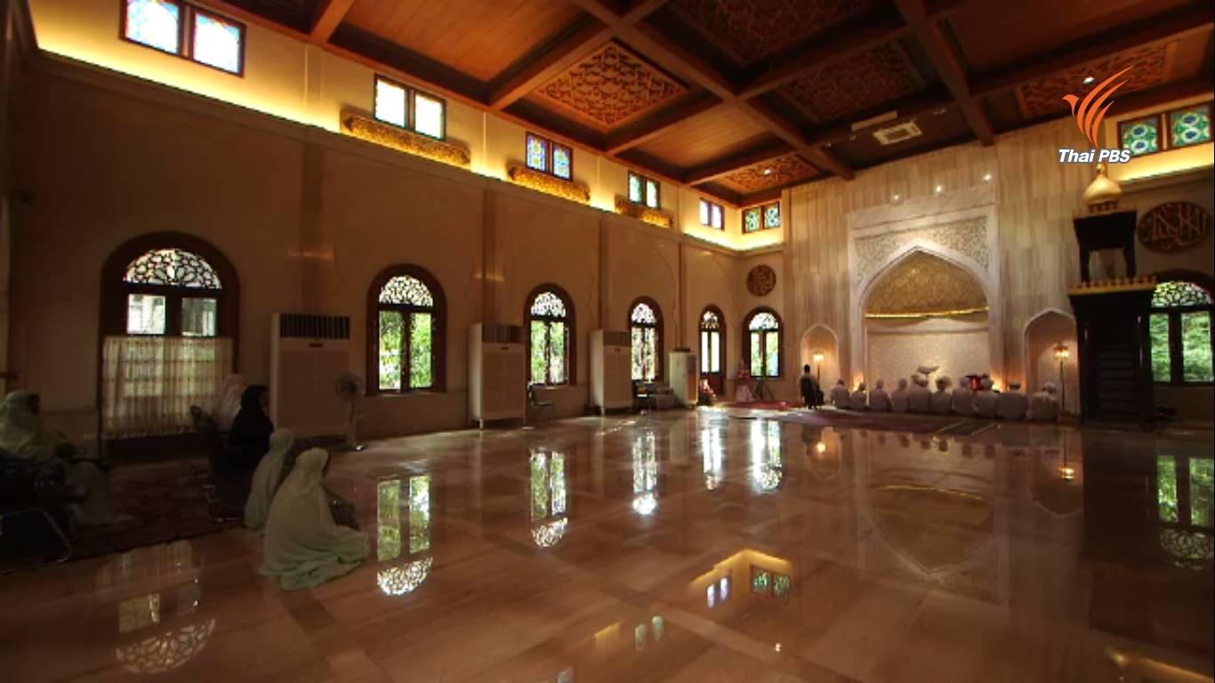 ชาวไทยมุสลิม "มัสยิดต้นสน" พร้อมใจถวายอาลัย