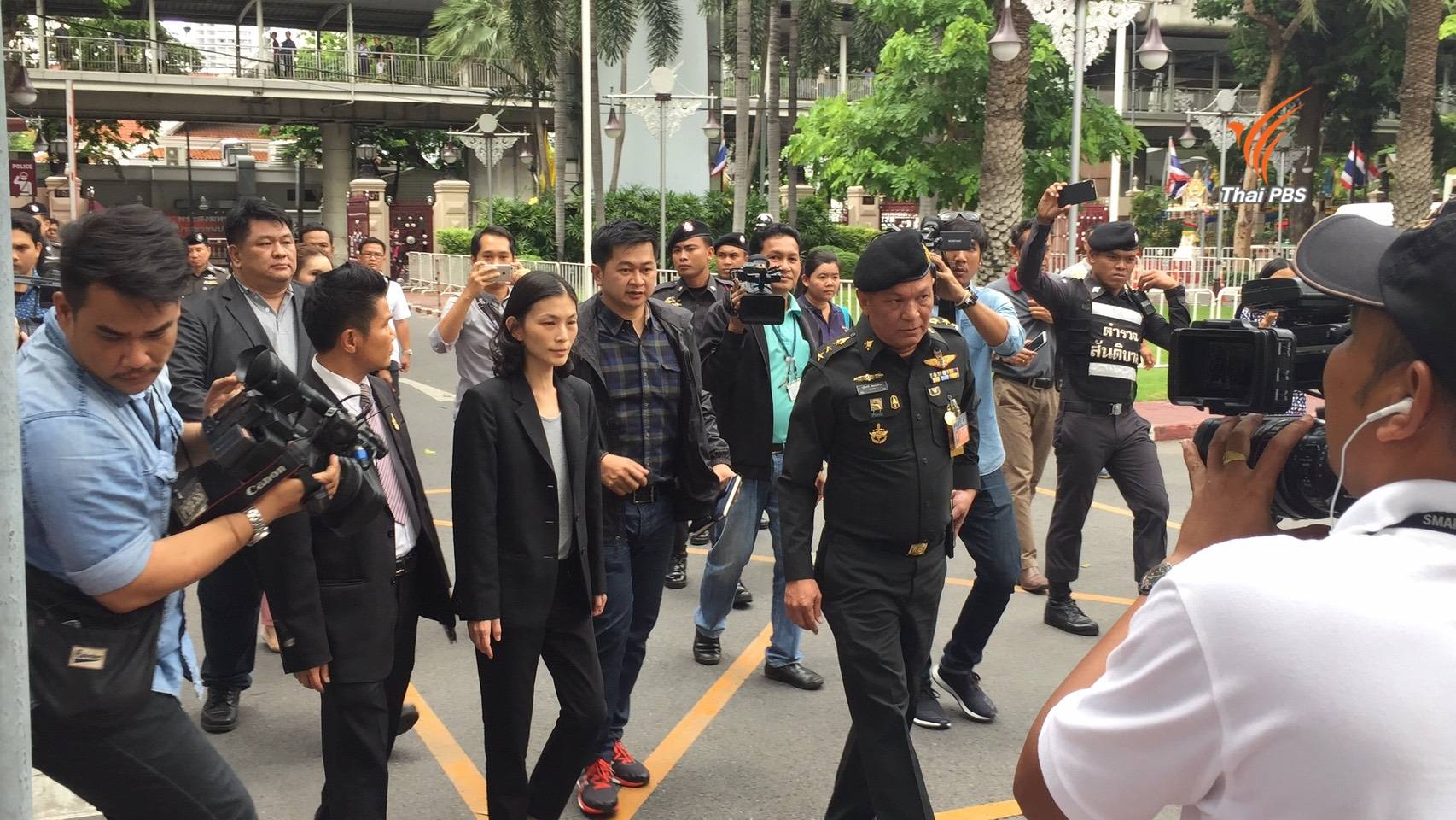 ทหารรวบ "ทัศนีย์" อดีต ส.ส.เชียงใหม่ หลาน "บุญเลิศ" โยงเอกสารบิดเบือนรธน.