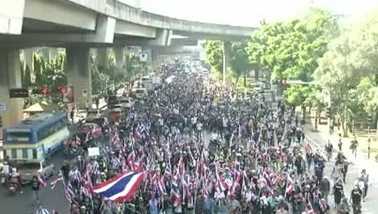 สื่อต่างชาติเกาะติดสถานการณ์การเมืองไทย