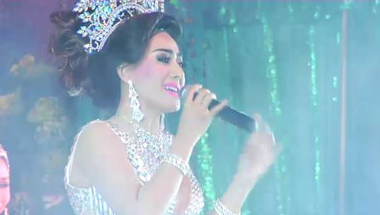 "แอน มิตรชัย" คืนเวทีลิเกเซอร์ไพรส์ "วันพ่อ"