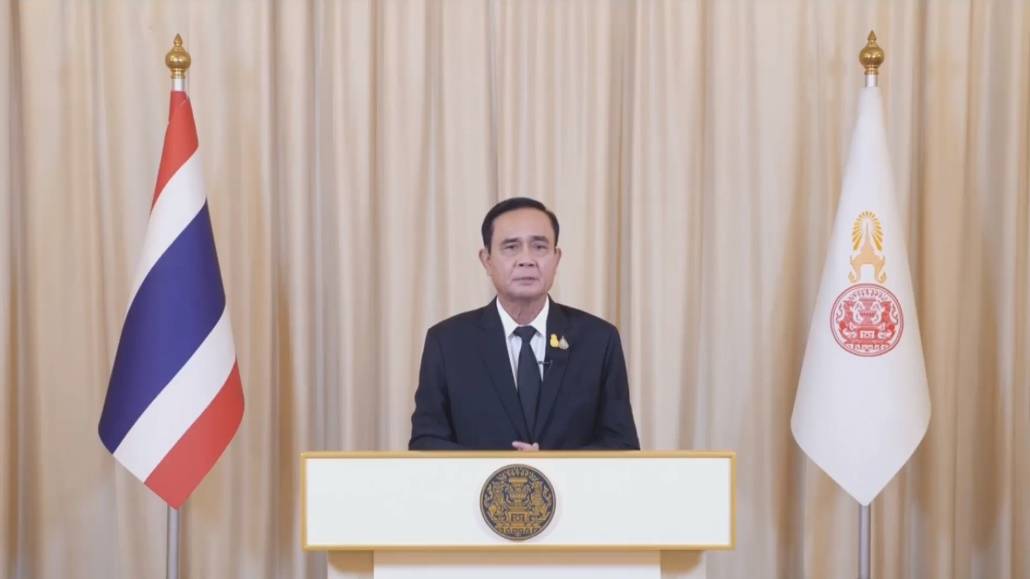 "ในหลวง-พระราชินี" รับผู้เสียชีวิตเหตุการณ์โคราชไว้ในพระบรมราชานุเคราะห์