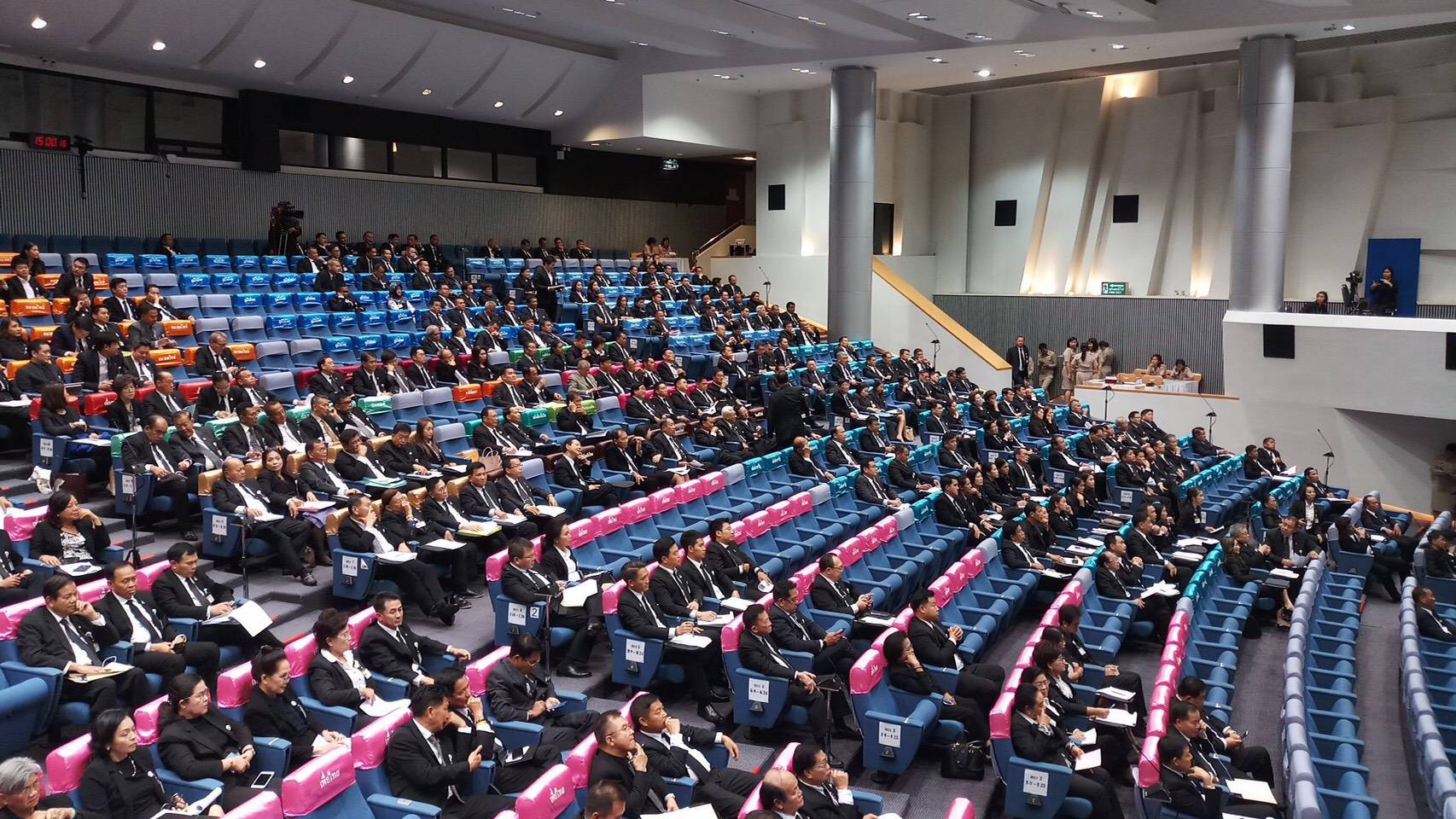 เปิดชื่อ "ส.ว.สำรอง" 50 คน