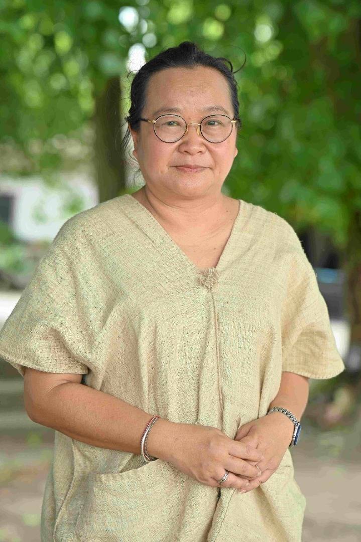 น.ส.ญาณิฐา สินธุศิริ ครูชำนาญการ โรงเรียนกลุ่มนักข่าวหญิง 2 บ้านบ่อหวี