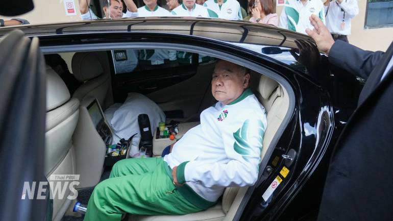 พล.อ.ประวิตร วงษ์สุวรรณ หัวหน้าพรรคพลังประชารัฐ