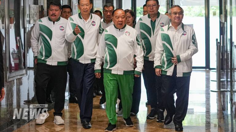 พล.อ.ประวิตร วงษ์สุวรรณ หัวหน้าพรรคพลังประชารัฐ