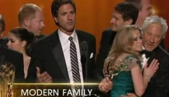 Modern Family ซิว 5 รางวัล Emmy Award