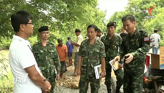 ชาวนาสามชุก จ.สุพรรณบุรี ยอมปล่อยน้ำให้คนท้ายน้ำ หลังทหาร-ชลประทานเข้าเจรจา
