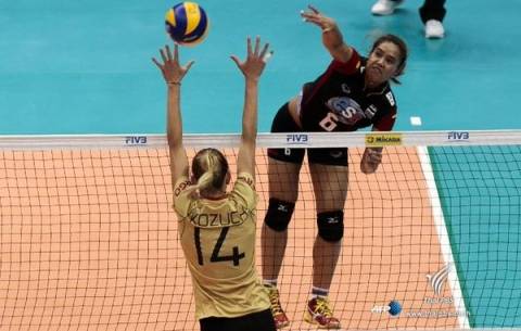 "โค้ชอ๊อด" สั่งวอลเลย์บอลสาวไทยสู้เต็มที่ นัดเจอบราซิลคืนนี้