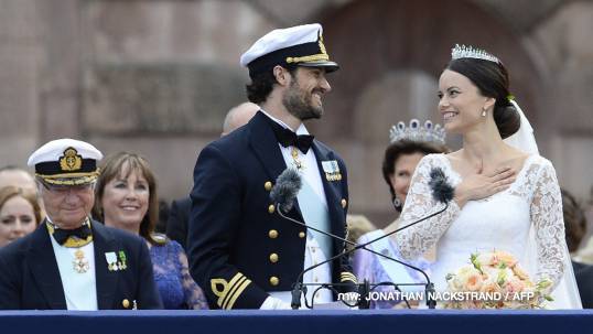 เจ้าชายสวีเดนเสกสมรสอดีตนางแบบสาวสามัญชน