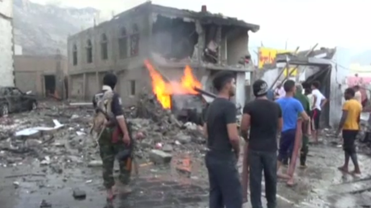 ระเบิดฆ่าตัวตายใกล้ทำเนียบประธานาธิบดีเยเมน เสียชีวิตอย่างน้อย 7 คน