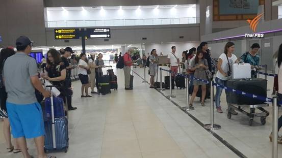 “ดอนเมือง”ผู้โดยสารแน่น-บินวันละ 700 เที่ยวบิน แนะถือ“เพาเวอร์แบงก์”ขึ้นเครื่อง-เจล-สเปรย์โหลด