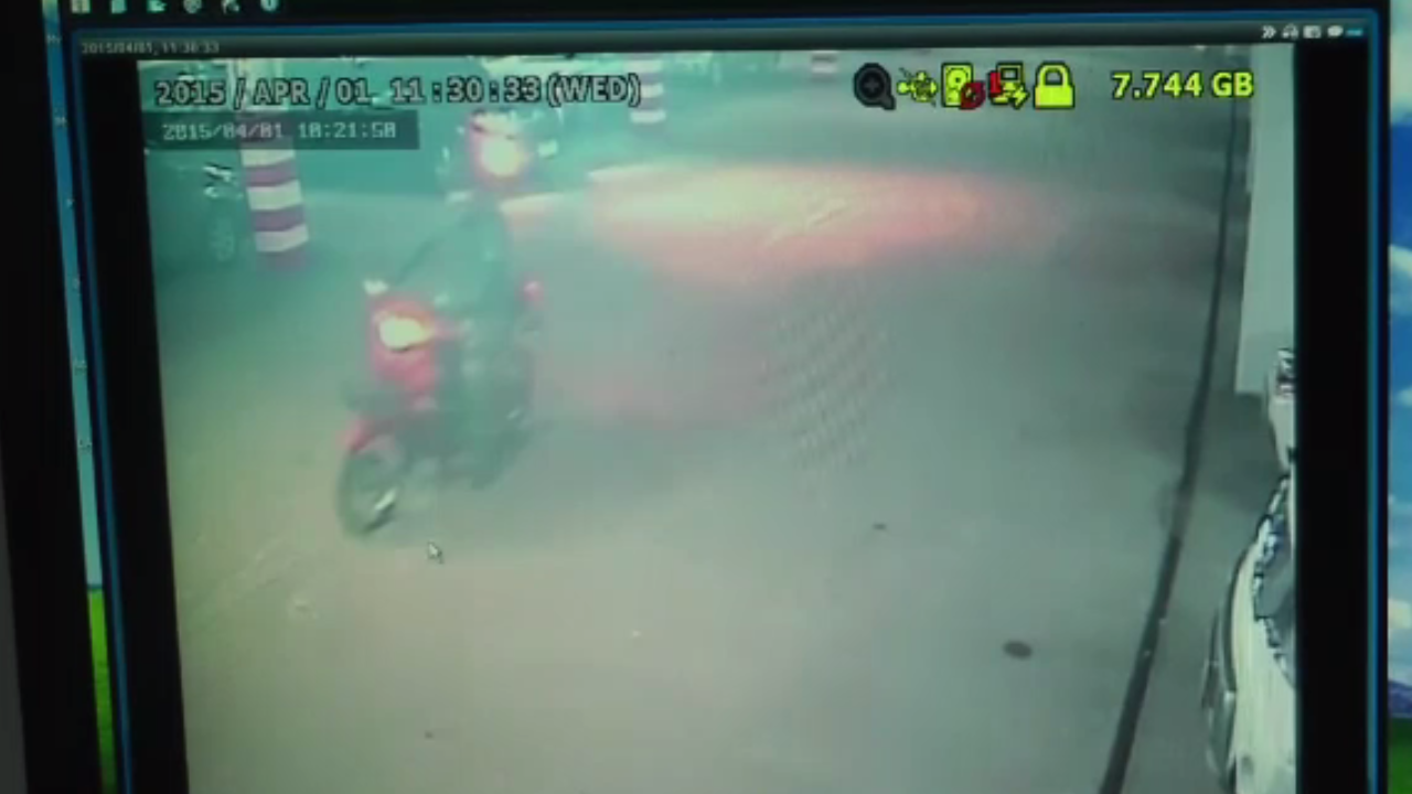 ตำรวจพิจิตรจับผู้ต้องหาจี้ชิงทรัพย์ ธ.ไทยพาณิชย์-อ้างได้เงินไปแค่ 3.5 แสนบาท