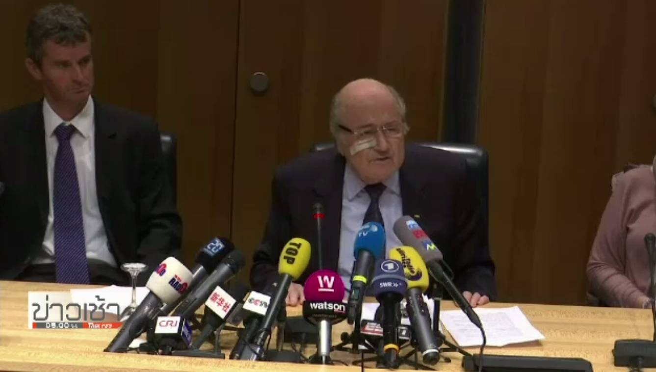 แบน "แบลตเตอร์-พลาตินี่" ห้ามยุ่งเกี่ยววงการฟุตบอล 8 ปี คดีสั่งจ่ายเงินโดยไม่มีหลักฐาน