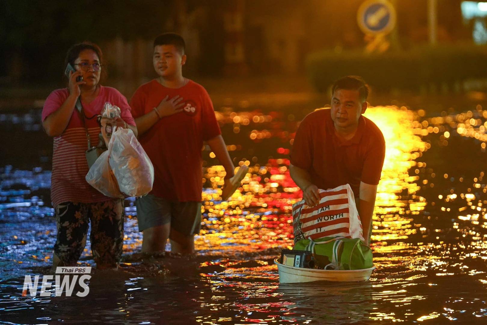 https://news.thaipbs.or.th/media/DL5UJCwG7QGD4DP3eJefsDfcbVrNy2.jpg