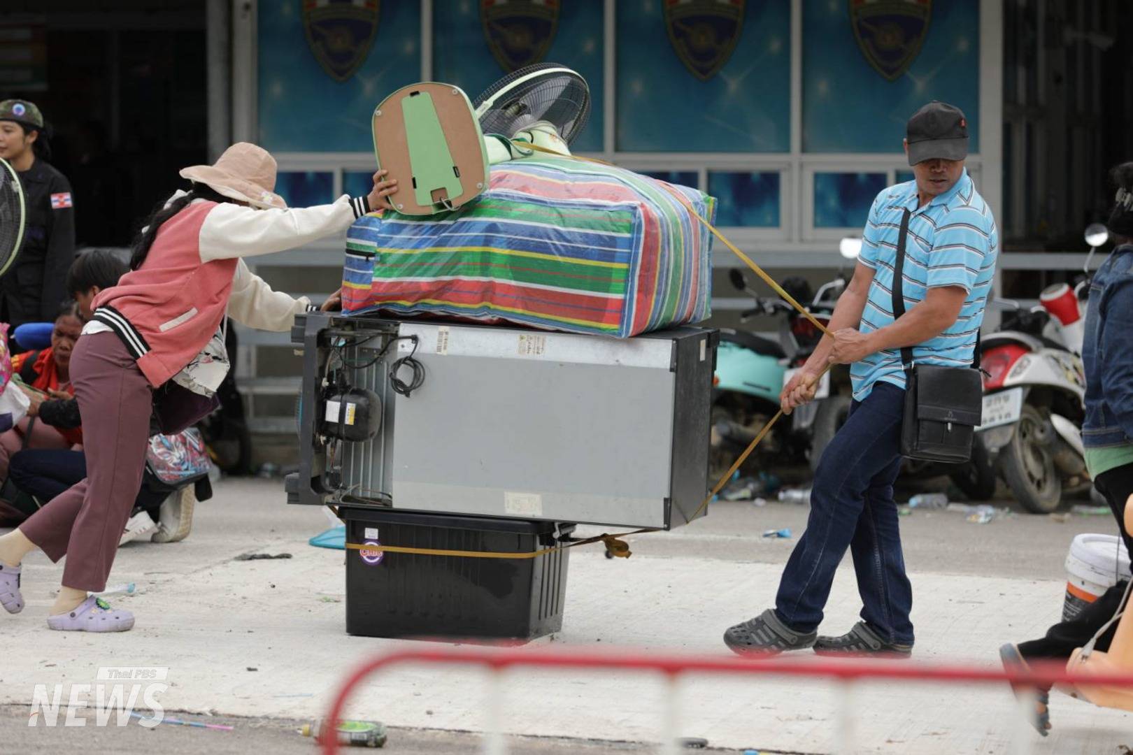 https://news.thaipbs.or.th/media/DL5UJCwG7QGD4DP3eciY3HTkJy4TXy.jpg