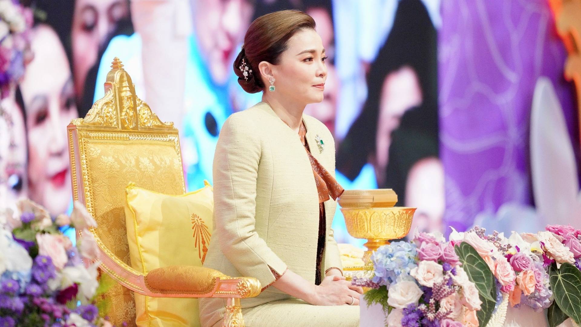 “สมเด็จพระราชินี” ทรงเปิดงานวันสตรีไทย 2568