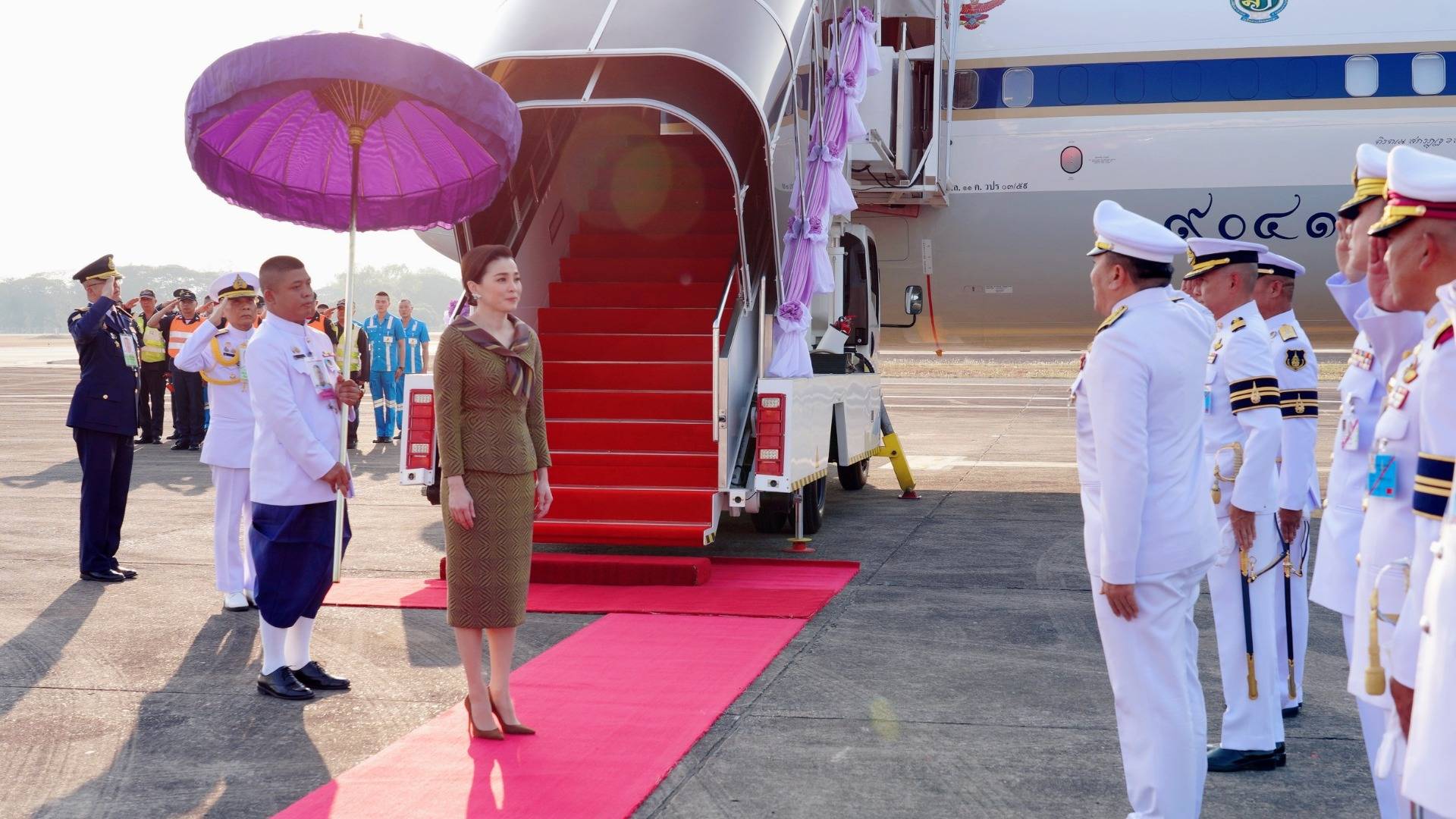 “พระราชินี” พระราชทานถ้วยรางวัลการแข่งขันกีฬาสเก็ตลีลาเชียงใหม่