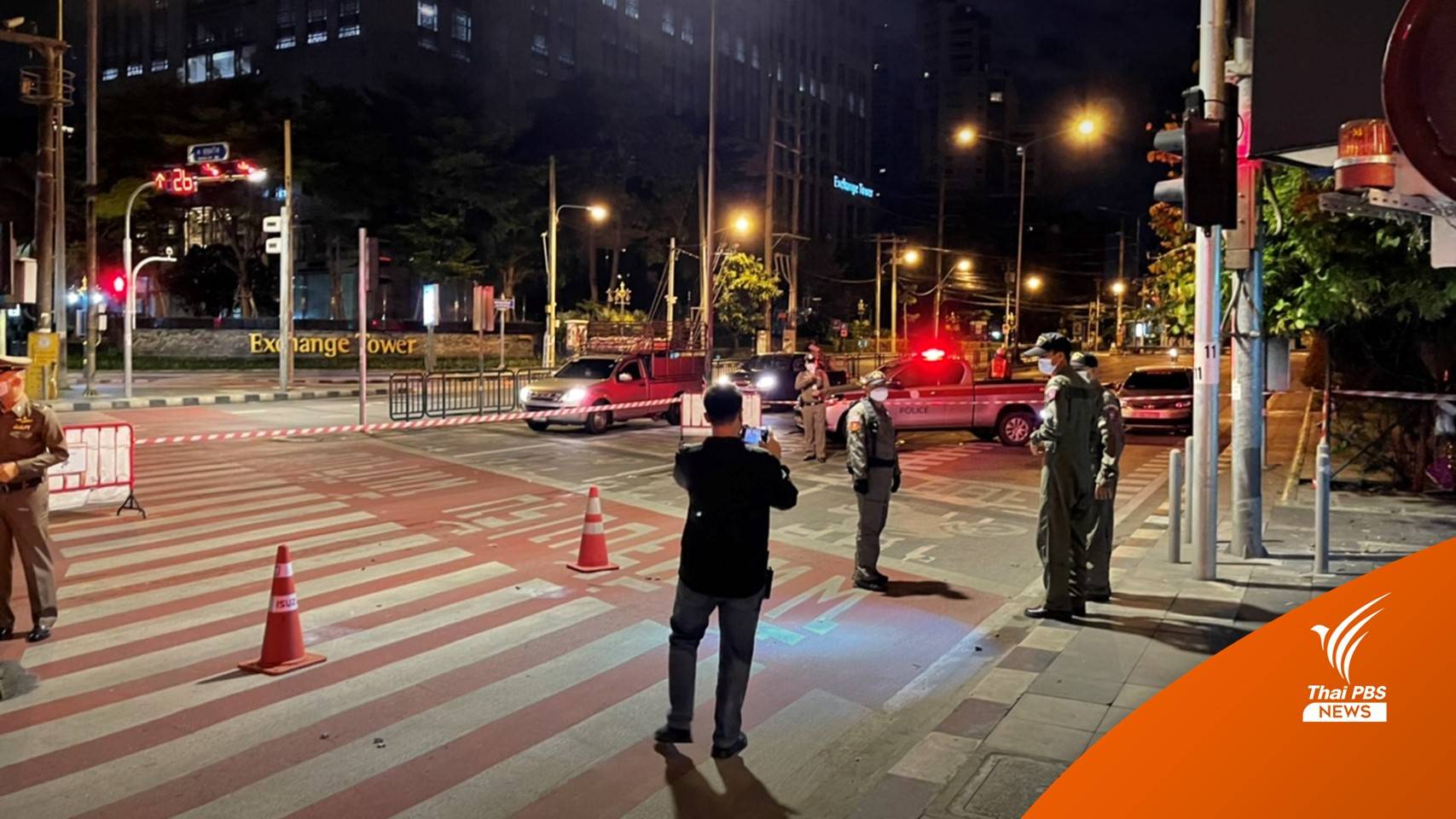 รวบ 2 ผู้ต้องหาปาวัตถุคล้ายระเบิดที่ป้อมจราจรแยกอโศก