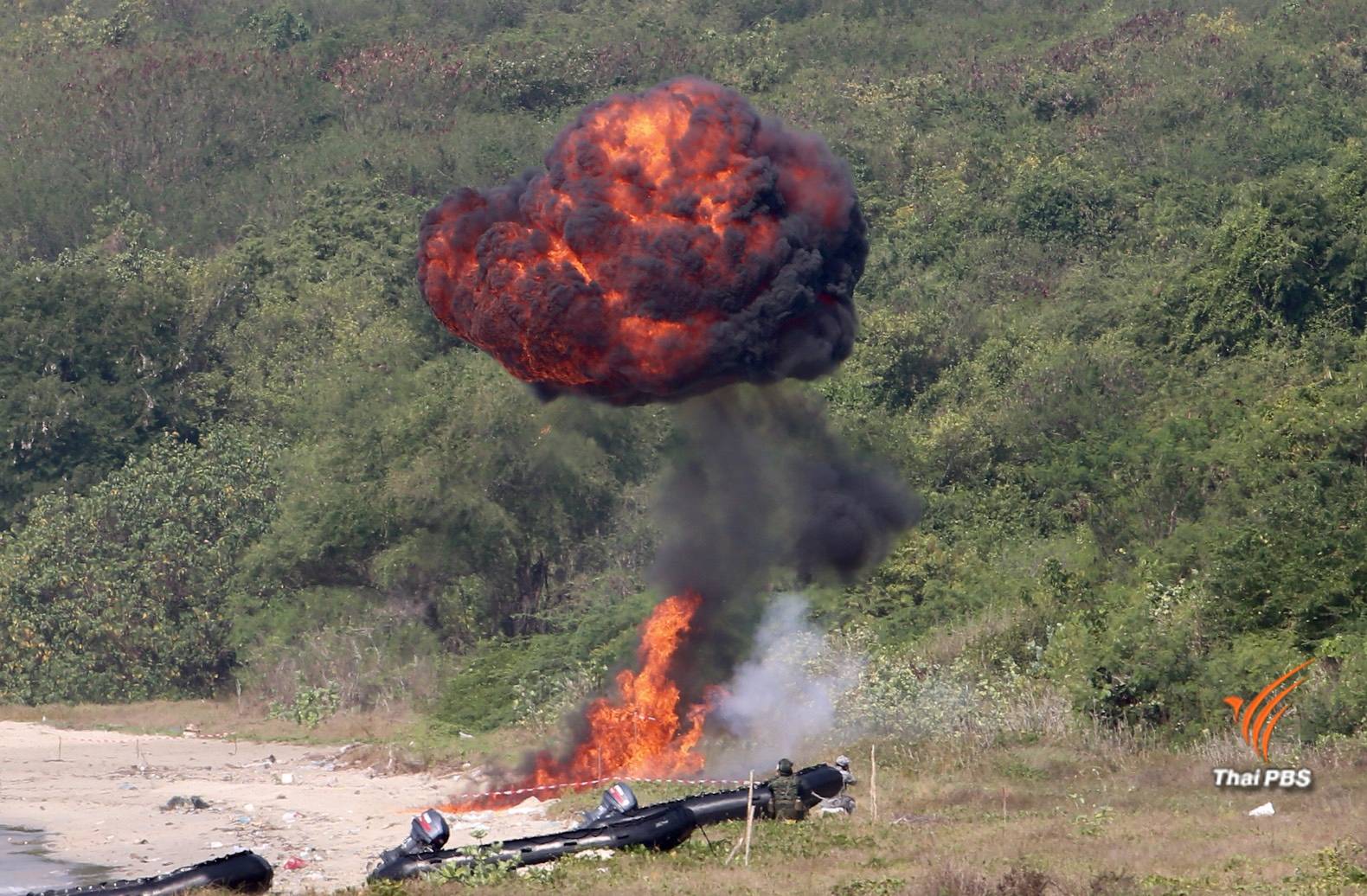 ซ้อมเสมือนจริง "ยกพลขึ้นบก" เครื่องบินขับไล่ทิ้งระเบิดโจมตี