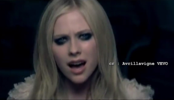 Avril Lavigne ติดอันดับชื่อคนดังอันตรายในโลกไซเบอร์ 