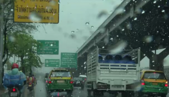 กรมอุตุฯ จับตาพายุ "ตาลัส" เตือนทั่วไทยเตรียมรับมือฝนตกหนัก-น้ำท่วม 