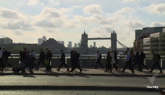 อังกฤษทยอยเปิดพื้นที่สะพานลอนดอน – คาดคนภายในประเทศโจมตี