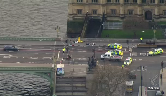 คนขับรถพุ่งชนประชาชนบนสะพานเวสต์มินสเตอร์ในกรุงลอนดอน ก่อนบุกแทงตำรวจ ตาย 5 เจ็บ 40 