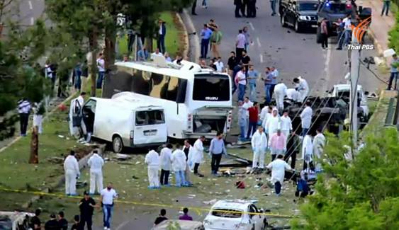 ระเบิดรถบรรทุกผู้ต้องหาในตุรกี เสียชีวิต 3 เจ็บ 45 คน