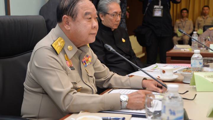 "พล.อ.ประวิตร" เร่งกระทรวงแรงงานลงสัตยาบันอนุสัญญา ILO-แก้กฎหมายค้ามนุษย์