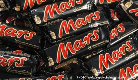 "มาร์ส" เรียกเก็บช็อคโกแลตจาก 55 ประเทศ หลังพบพลาสติกปนเปื้อน 