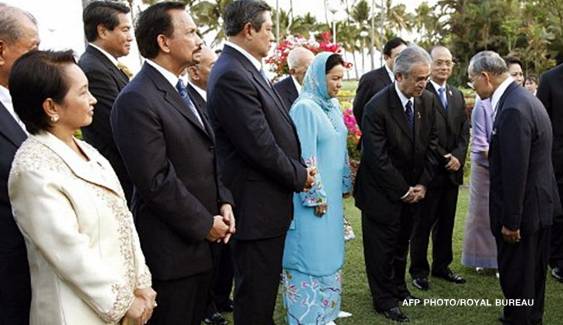 "ในหลวง" กับ "อาเซียน" พระราชกรณียกิจเพื่อสร้างความสัมพันธ์อันดีในภูมิภาค