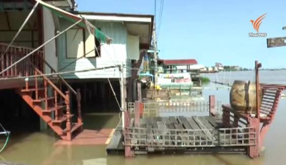 ชุมชนท้ายเกาะปทุมธานีปรับตัวอยู่กับน้ำ หลังท่วมนานกว่า 3 สัปดาห์