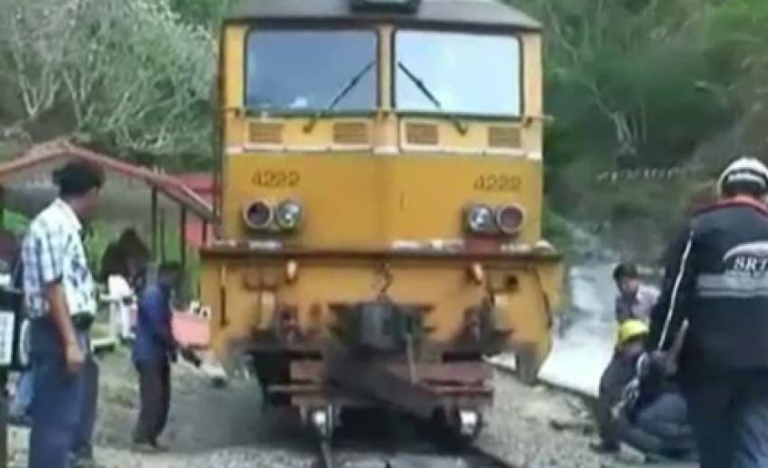 รถไฟสายเหนือที่ตกรางในลำปางวิ่งได้ตามปกติแล้ว หลังจนท.กู้ขบวนได้สำเร็จ