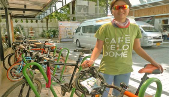 รู้จัก "แนน-นนลนีย์" เจ้าของแคมเปญ "เปลี่ยนฝาท่อ" ใน Bangkok Bicycle