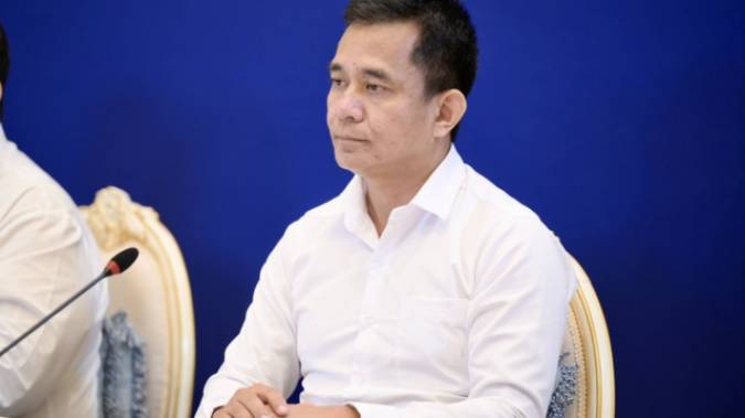 พลังงานแจงดีเซลไทยถูกกว่าเพื่อนบ้านอาเซียน - กองทุนน้ำมันติดลบ 2 หมื่นล้าน