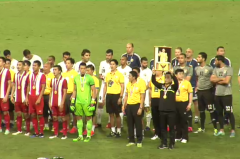 นักเตะทีมชาติไทยมารวมตัวหลังรับเหรียญรางวัลและถ้วยพระราชทาน