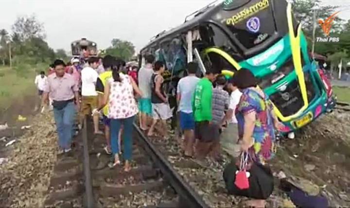 ตร.ตรวจเข้มรถสาธารณะช่วงสงกรานต์-ยันตั้งรางวัลจับเมาแล้วขับหวังลดความสูญเสีย